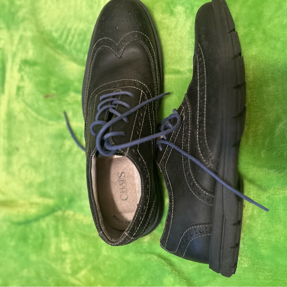Chaps Black Oxford Shoes with Blue Laces